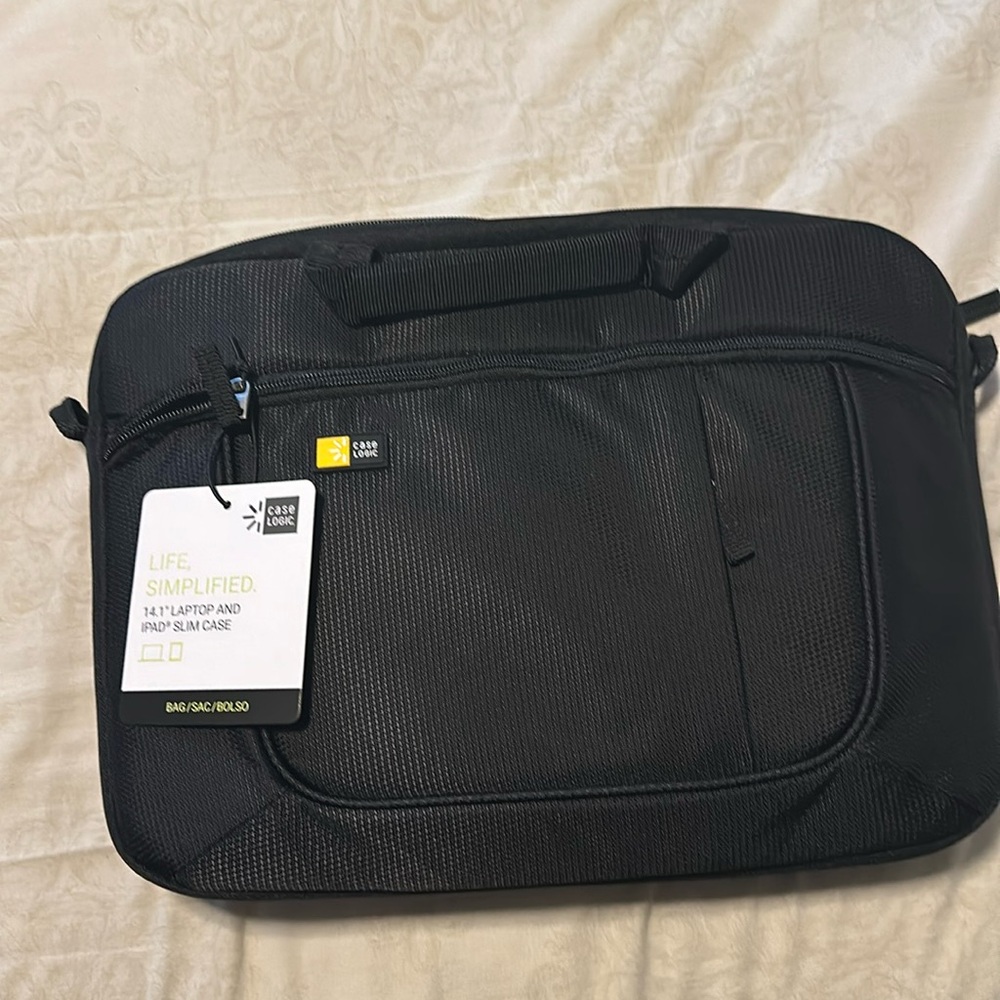 Case Logic Laptop Case